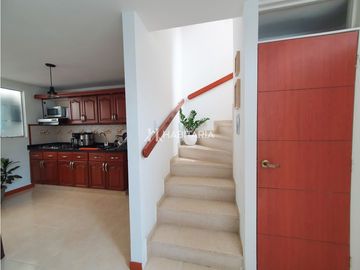 Venta casa en Quinta de los Robles Belmonte