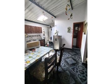 Vendo casa en excelente estado en Guaduas Cund