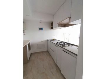 Rento Apartamento en Sector de Cerritos Pereira