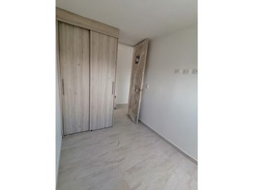 Rento Apartamento en Sector de Cerritos Pereira