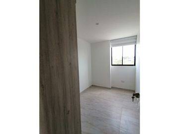 Rento Apartamento en Sector de Cerritos Pereira