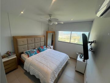 SE VENDE EXCLUSIVO Y AMPLIO APARTAMENTO EL PORTAL DE GENOVES