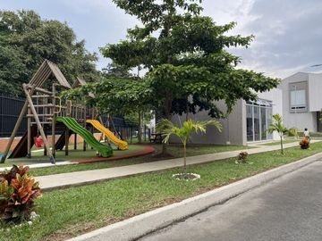 Casa En Venta En Ciudad Country Jamundi