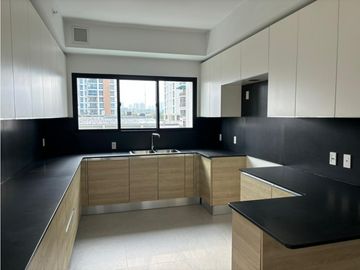 SEA CONFIABLE VENDE APARTAMENTO PH LA CALETA 3 RECAMAS