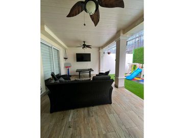 CASA DUPLEX  EN PASEO DE CANTABRIA 3REC 1.5B  119M2 REMODELADA