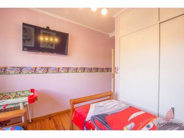 TRIPLEX 4 AMB VENTA CON PATIO Y GARAGE CUBIERTO. TANDIL 4800 MATADEROS