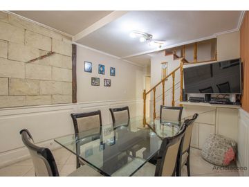 TRIPLEX 4 AMB VENTA CON PATIO Y GARAGE CUBIERTO. TANDIL 4800 MATADEROS