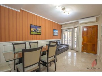 TRIPLEX 4 AMB VENTA CON PATIO Y GARAGE CUBIERTO. TANDIL 4800 MATADEROS