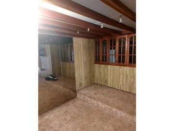 VENTA casa Gral Araoz esq Oncativo 4 dormit 3 baños, impec  4272107