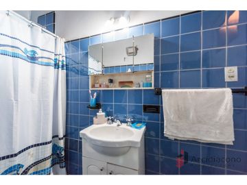 VENTA PH 3 AMBIENTES CON TERRAZA. LEGUIZAMON 3900, VIILA LUGANO.
