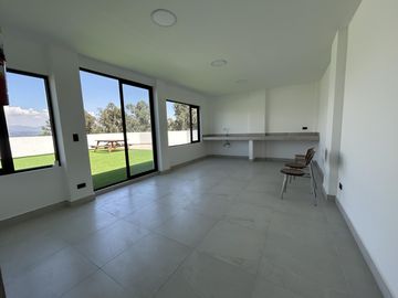 VENTA DEPARTAMENTO TUMBACO, 2 DORMITORIOS, RUTA VIVA