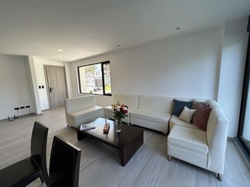 VENTA DEPARTAMENTO TUMBACO, 2 DORMITORIOS, RUTA VIVA