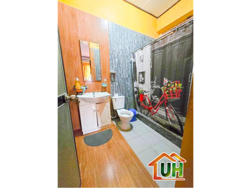 00394  VENTA CASA YARINACOCHA  MATERIAL SEMINOBLE  400 m2