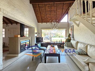 Casa en  venta  y/o alquiler en country Banco Provincia, Francisco Alvarez Moreno