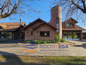 Casa en  venta  y/o alquiler en country Banco Provincia, Francisco Alvarez Moreno