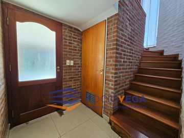 Casa en  venta  y/o alquiler en country Banco Provincia, Francisco Alvarez Moreno
