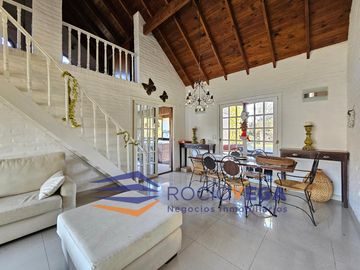 Casa en  venta  y/o alquiler en country Banco Provincia, Francisco Alvarez Moreno