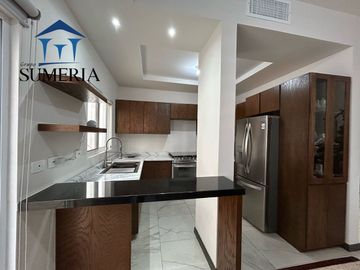 Casa en venta en Bosques Boreales Frente a Parque