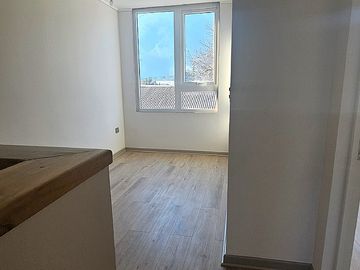 VENDE AMPLIA CASA  EN CHIGUAYANTE. (NUEVA)