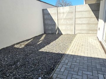VENDE AMPLIA CASA  EN CHIGUAYANTE. (NUEVA)