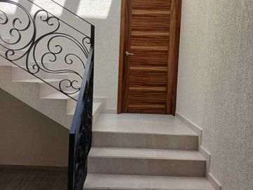 Casa en venta a estrenar en Sayavedra