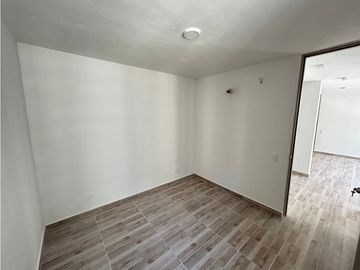 Mallorquin -  Conjunto Amore en Venta para Estrenar- P5