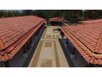 Casa campestre en condominio para la venta en Cerritos, Pereira!!!