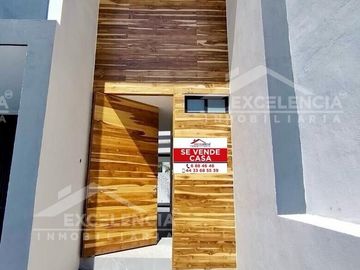 CASA EN VENTA FRACC. MONTAÑA MONARCA 1