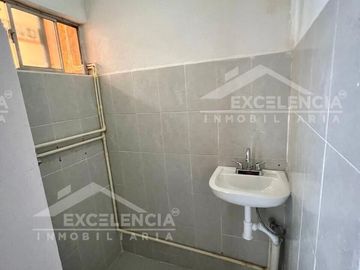 VENTA DE PROPIEDAD COMERCIAL EN FRACC. AGUA CLARA IDEAL PARA INVERSIONISTAS