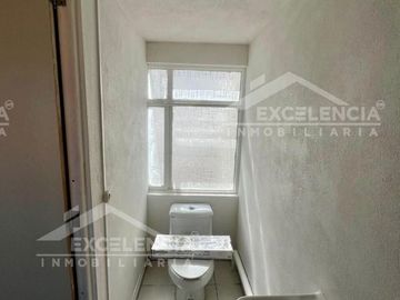 VENTA DE PROPIEDAD COMERCIAL EN FRACC. AGUA CLARA IDEAL PARA INVERSIONISTAS