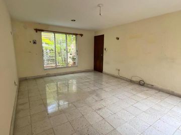 CASA EN VENTA UBICADA EN ESQUINA CON GRAN TERRENO DE 800 M2  / SAN DAMIÁN