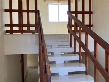 CASA EN VENTA UBICADA EN ESQUINA CON GRAN TERRENO DE 800 M2  / SAN DAMIÁN