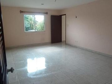 CASA EN VENTA UBICADA EN ESQUINA CON GRAN TERRENO DE 800 M2  / SAN DAMIÁN