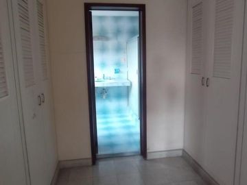 CASA EN VENTA UBICADA EN ESQUINA CON GRAN TERRENO DE 800 M2  / SAN DAMIÁN
