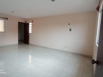 CASA EN VENTA UBICADA EN ESQUINA CON GRAN TERRENO DE 800 M2  / SAN DAMIÁN