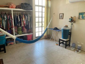 Casa en venta ubicada en esquina en Paraíso Cholul, Mérida, Yucatán
