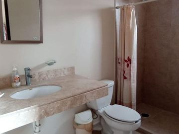 Casa en venta ubicada en esquina en Paraíso Cholul, Mérida, Yucatán