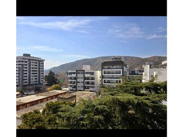 Departamento con grandes vistas, piso 6 - 2 dormitorios. Centro