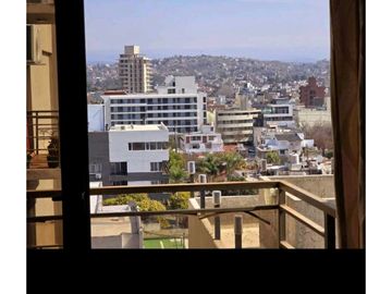 Departamento con grandes vistas, piso 6 - 2 dormitorios. Centro