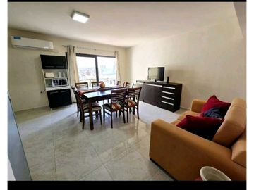 Departamento con grandes vistas, piso 6 - 2 dormitorios. Centro