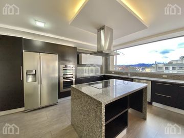 VENTA DEPARTAMENTO SECTOR QUITO TENIS