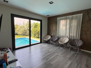 VENTA DE CASA EN Pilar