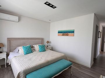 VENTA DE CASA EN Pilar
