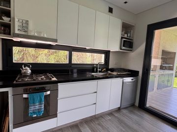 VENTA DE CASA EN Pilar