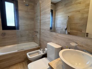 VENTA DE CASA EN Pilar