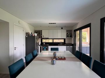 VENTA DE CASA EN Pilar