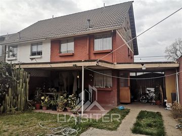 Casa en Venta en Frente a comisaría