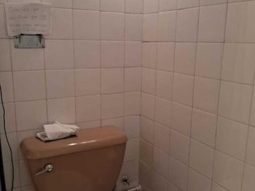 Venta de departamento de 34mt2 con pequeño patio interno, en planta baja.