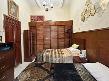 INVERSIONISTAS   CASA  UN PISO  CENTRO   QUERETARO ,  USO  DE SUELO