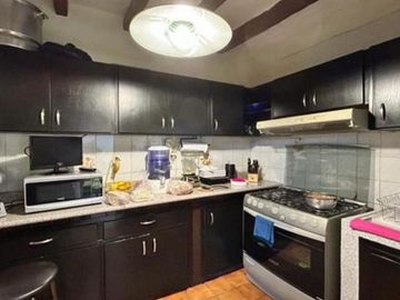INVERSIONISTAS   CASA  UN PISO  CENTRO   QUERETARO ,  USO  DE SUELO